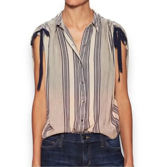 Free People | Baby Blues Button Down (XS) 💙 - Picture 1 of 8